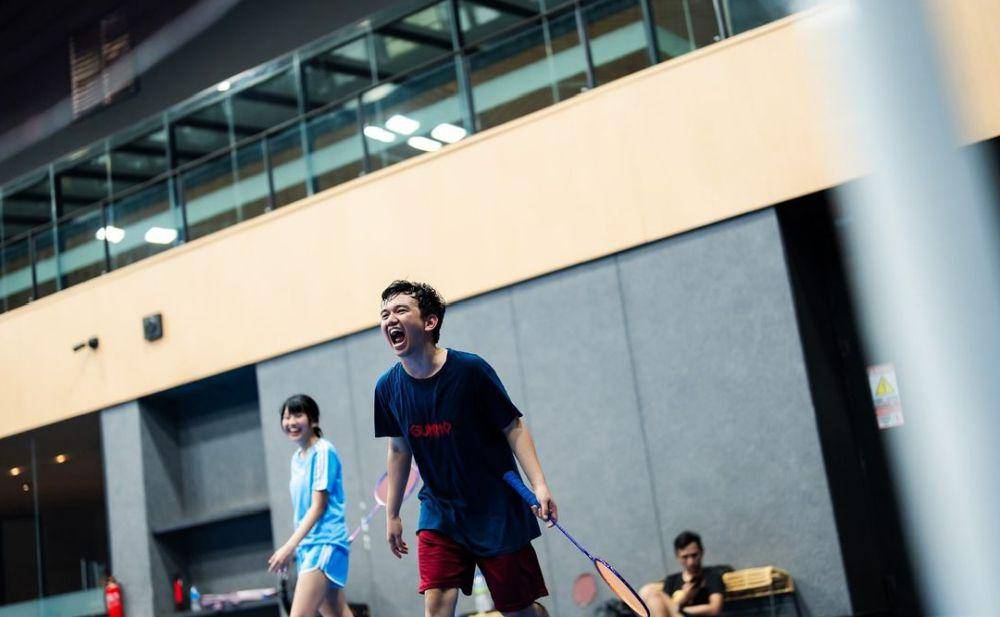 potret Ghea Indrawari main badminton (instagram.com/gheaindrawari)