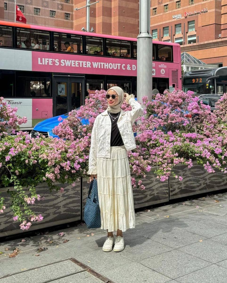 Kana AZ-Zahra (instagram.com/kanazhra)