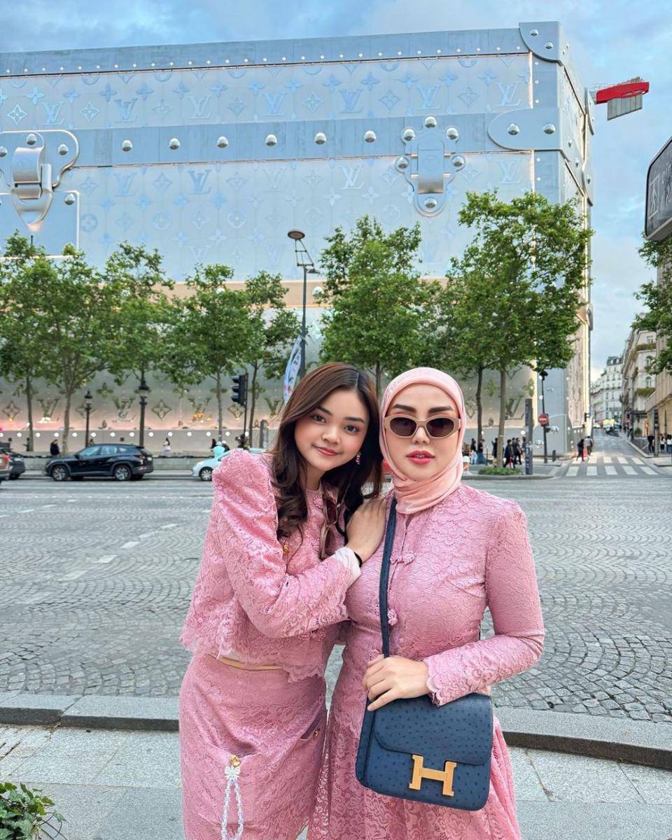 potret Bella Shofie dan putri sambung (instagram.com/bellashofie_rigan)