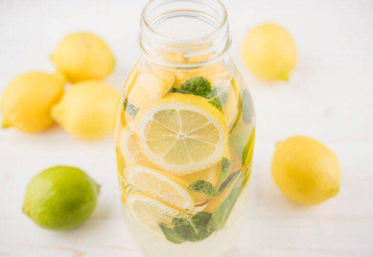 ilustrasi es lemon serai (freepik.com/freepik)