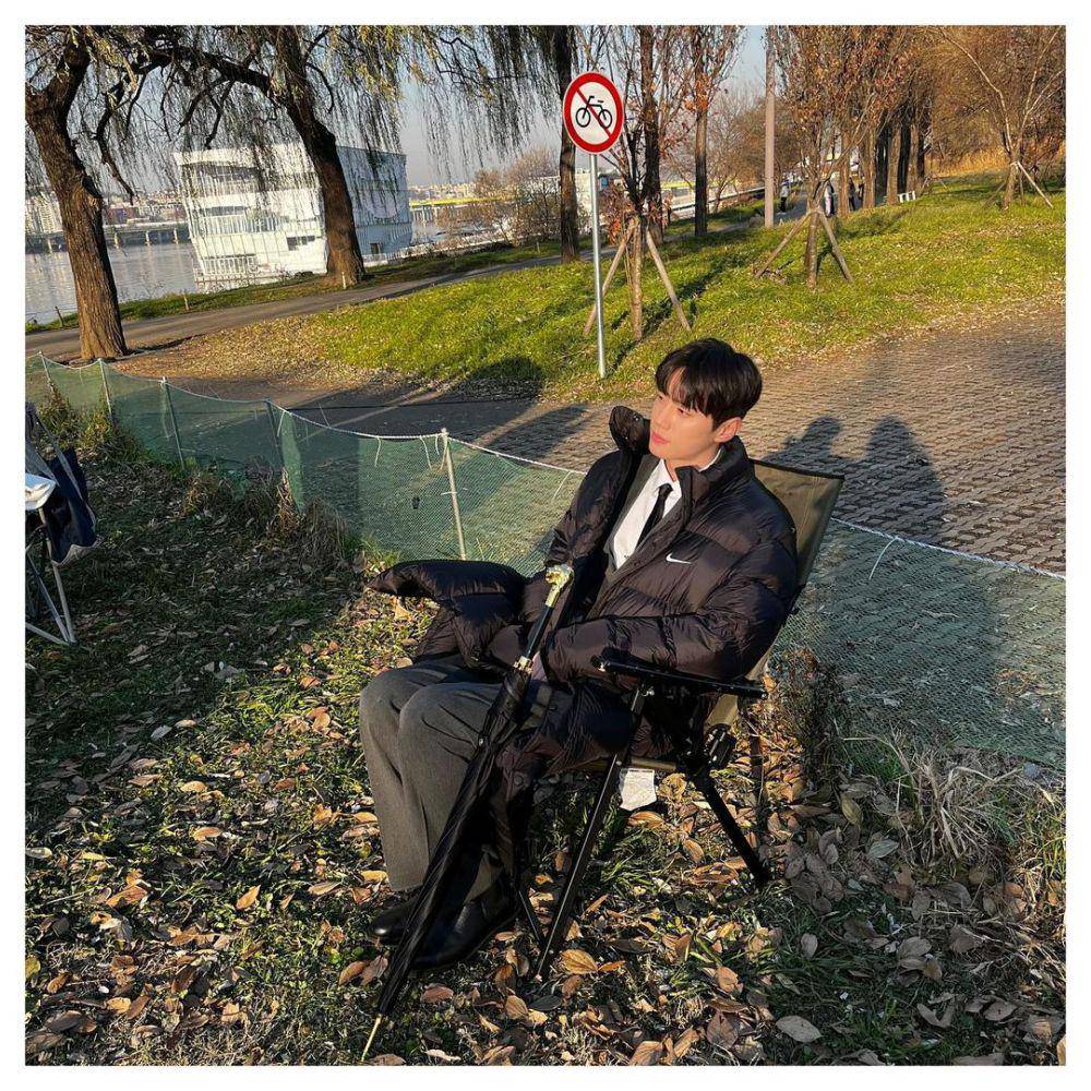 momen di balik layar drama Dreaming of a Freaking Fairytale (instagram.com/real_2junyoung)