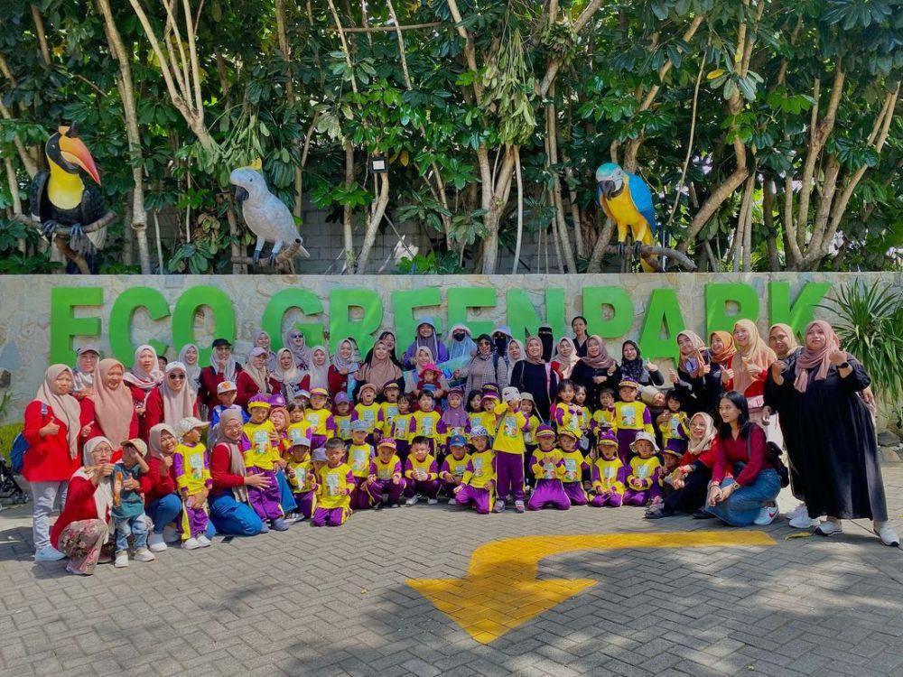 Study tour di Eco Green Park. (Instagram.com/kbhidayatulmubtadiin)