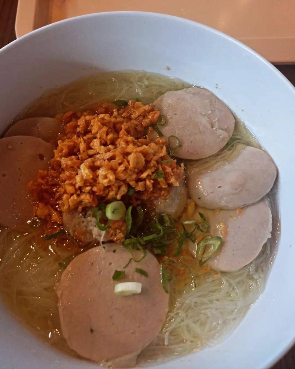 Ilustrasi Bakso A Fung (instagram.com/melonvillage)