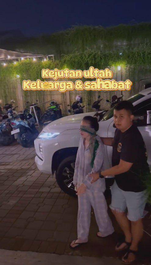 ulang tahun Ayu Ting Ting (Instagram.com/ayutingting92)