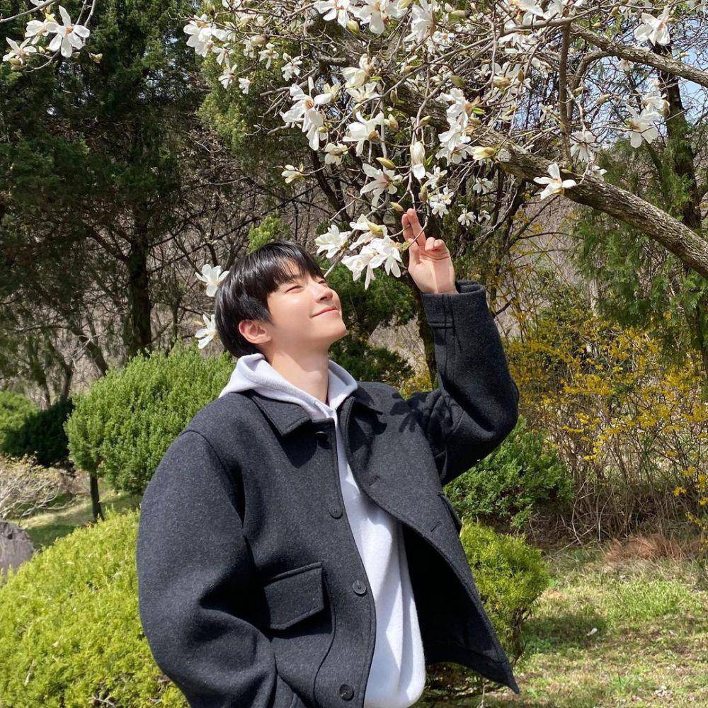 potret Hwang In Youp (instagram.com/hi_high_hiy)