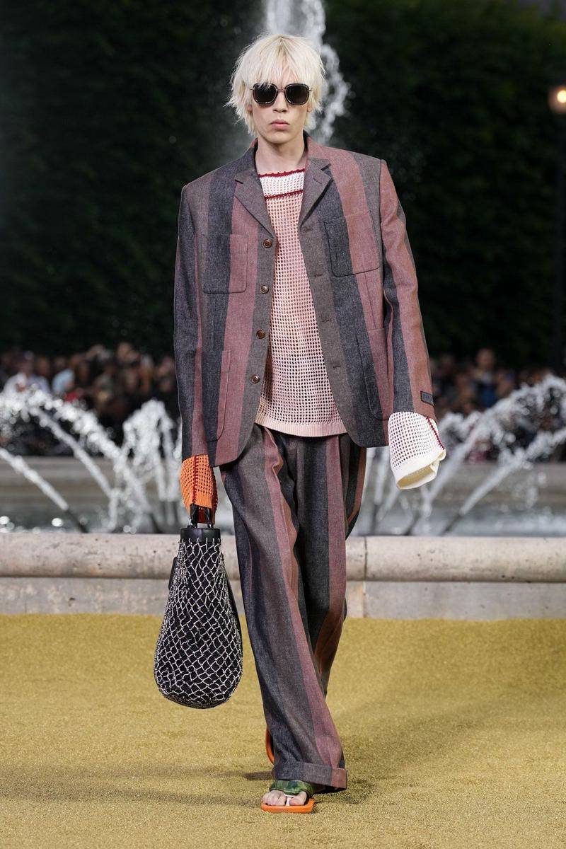 KENZO S/S '25 di Paris Fashion Week Menswear 2024 (dok. Kendam)