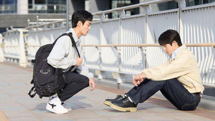 Yoon Chan Young dan Bong Jaehyun di High School Return of a Gangster (dok. VIU/High School Return of a Gangster)