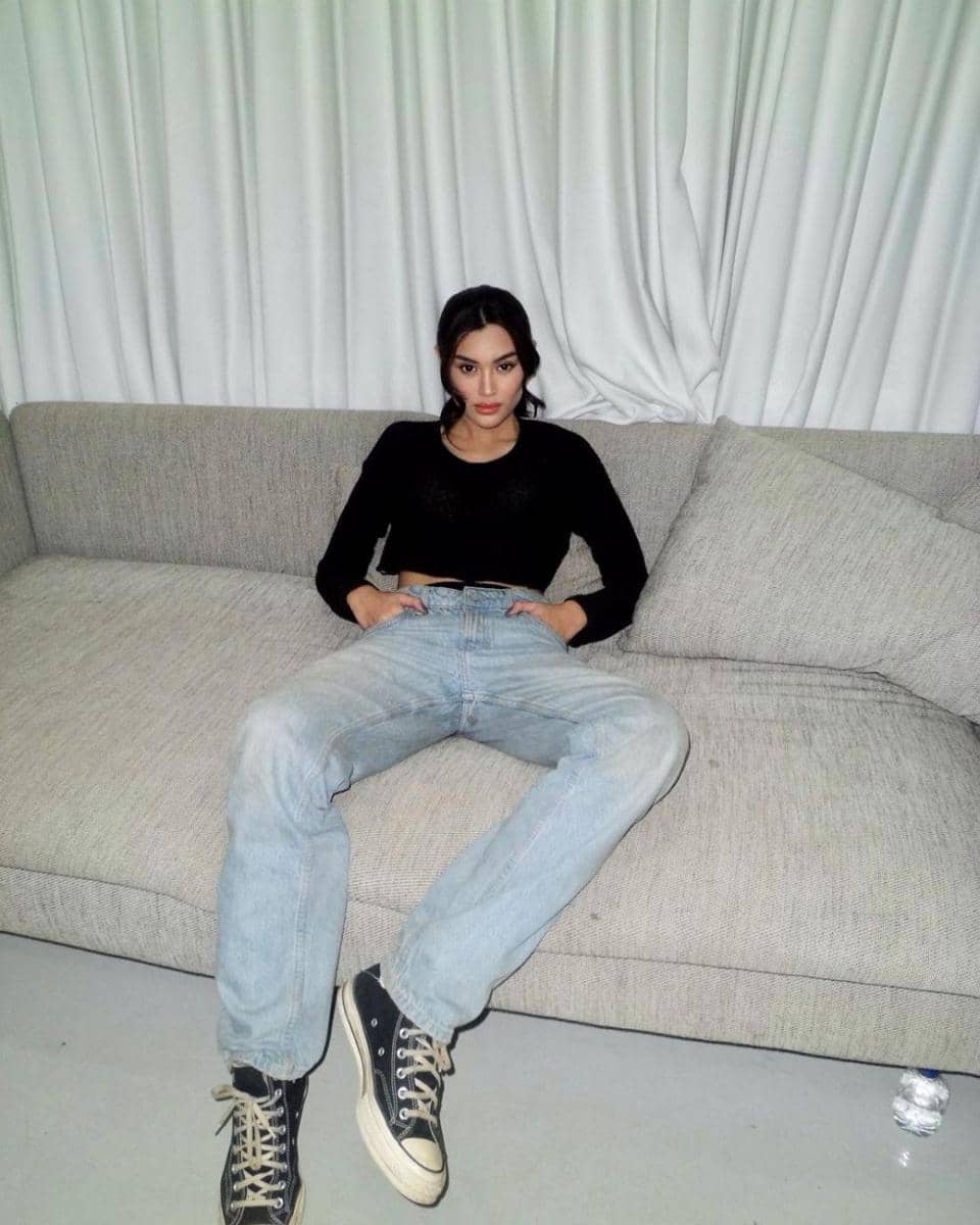 Naura Hakim (instagram.com/naura21)