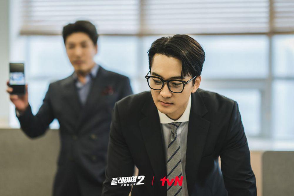 7 Bukti Kang Ha Ri Sosok Cerdas dalam Berstrategi di The Player 2