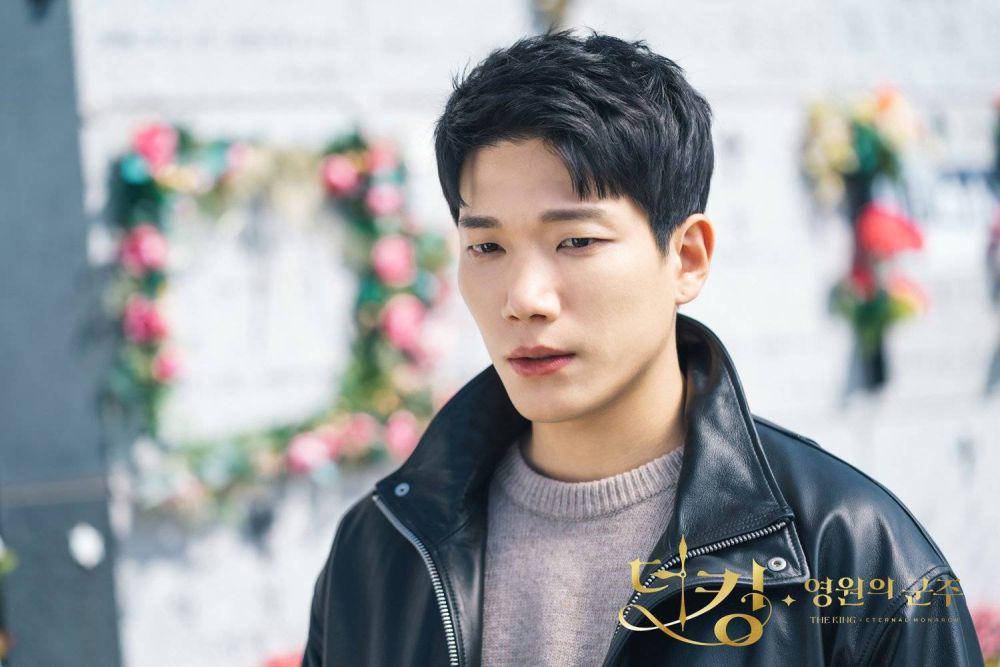 Kim Kyung Nam dalam drama The King: Eternal Monarch (dok. SBS/The King: Eternal Monarch)