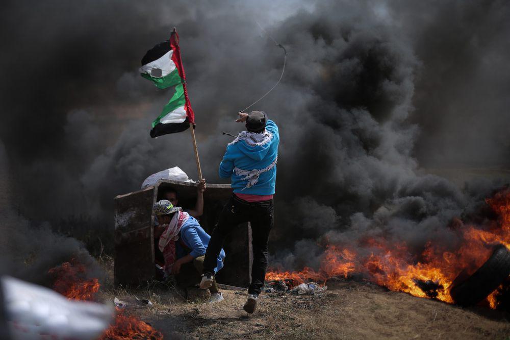 Ribuan Warga Melarikan Diri dari Serangan Udara Israel di Gaza Utara