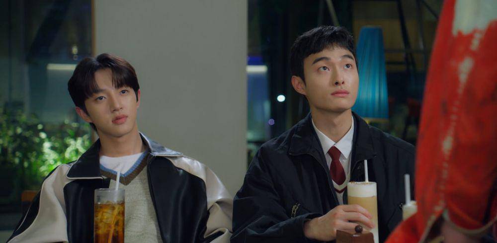 Bong Jaehyun dan Yoon Chan Young di High School Return of a Gangster (dok. VIU/High School Return of a Gangster)