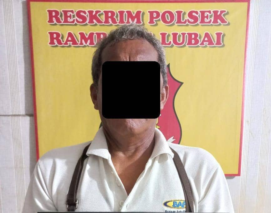 Seorang Guru Nyaris Tewas Ditusuk Sajam Akibat Saling Ejek