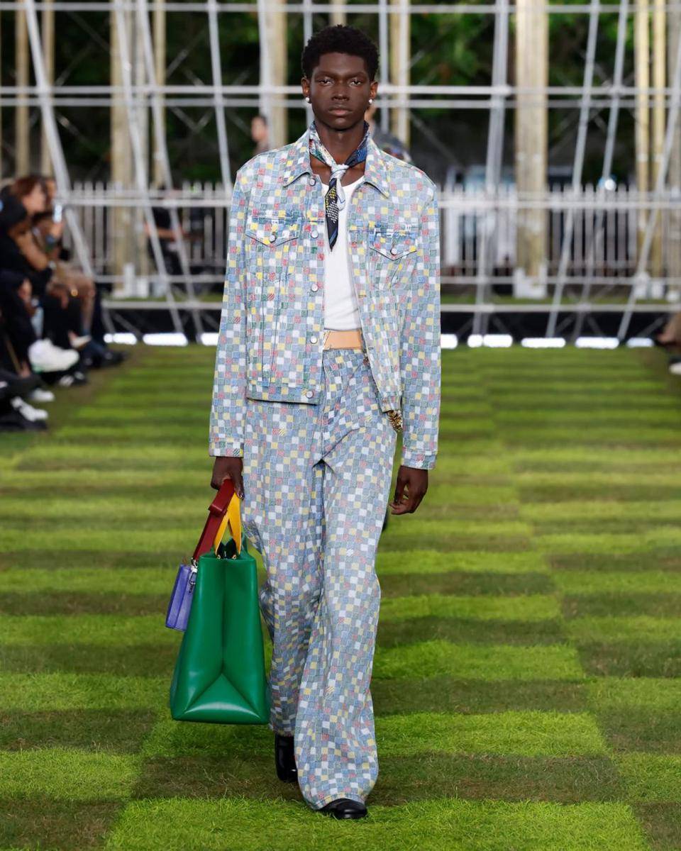 Louis Vuitton Menswear S/S '25 di Paris Fashion Week 2024 (dok. Louis Vuitton)