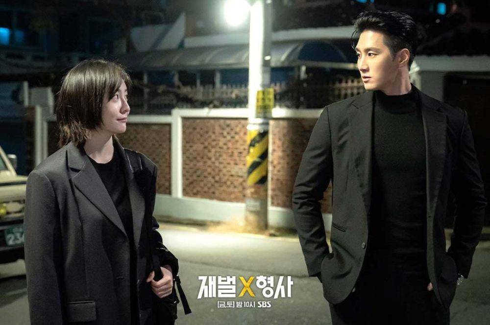 Park Ji Hyun dan Ahn Bo Hyun di drama Flex X Cop (instagram.com/sbsdrama.official)