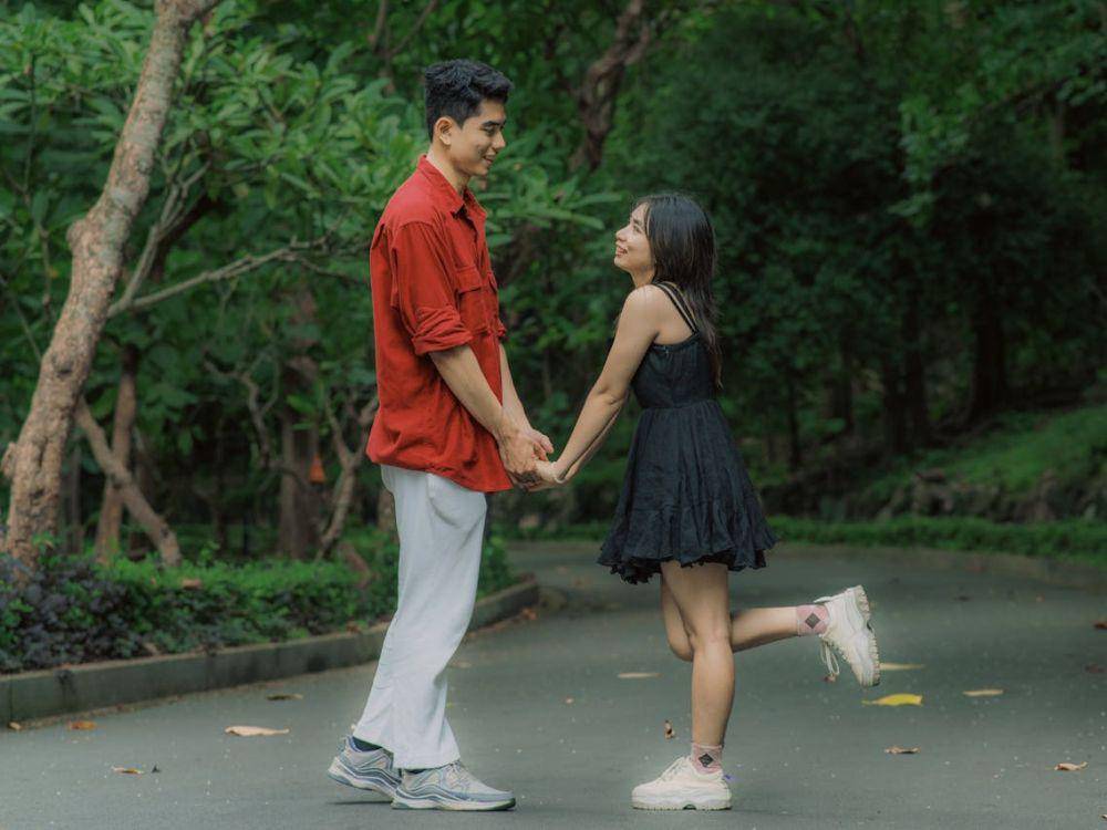 ilustrasi pasangan romantis (pexels.com/Phương Khánh)