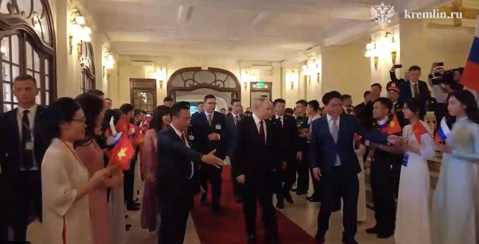 Presiden Vladimir Putin kunjungi Vietnam. (dok. X @SputnikInt)