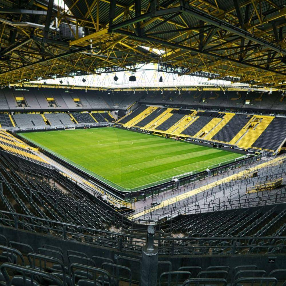 Signal Iduna Park (instagram.com/signalidunapark09)