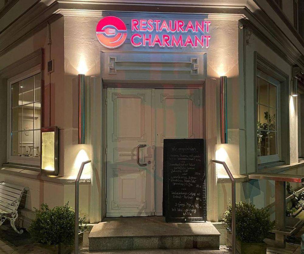 Restaurant Charmant (instagram.com/restaurant_charmant)