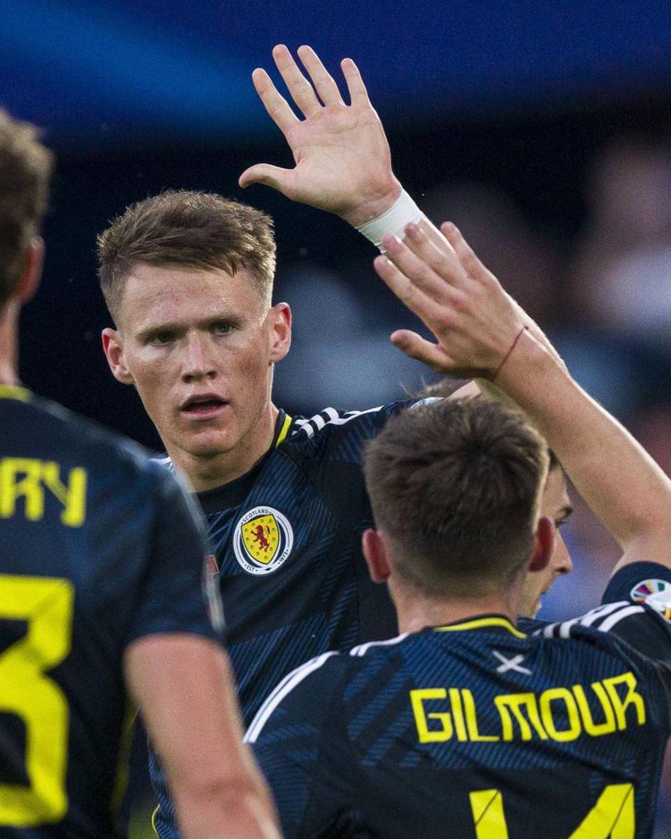 Gelandang Skotlandia, Scott McTominay, meranyakan goalnya ke gawang Swiss (Instagram.com/euro2024)