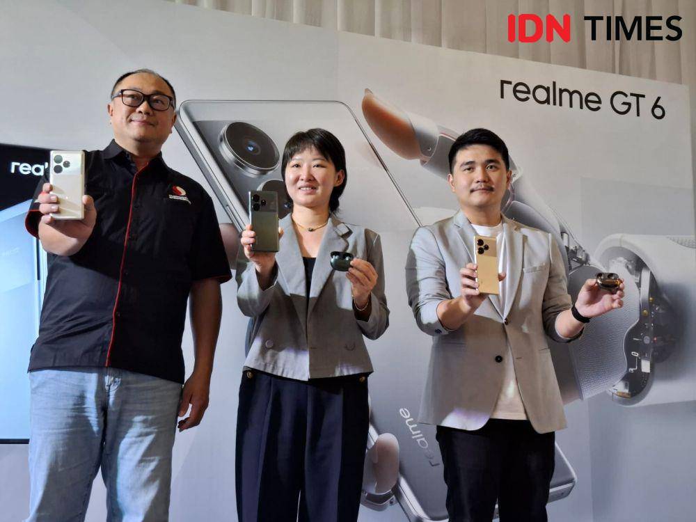 realme GT 6 (IDN Times/Fatkhur Rozi)