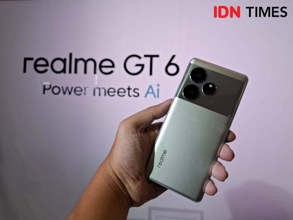 realme GT 6 (IDN Times/Fatkhur Rozi)
