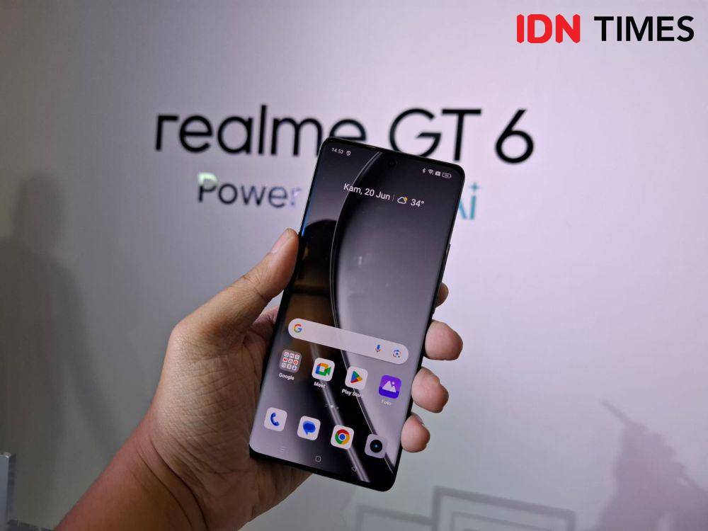 realme GT 6 (IDN Times/Fatkhur Rozi)