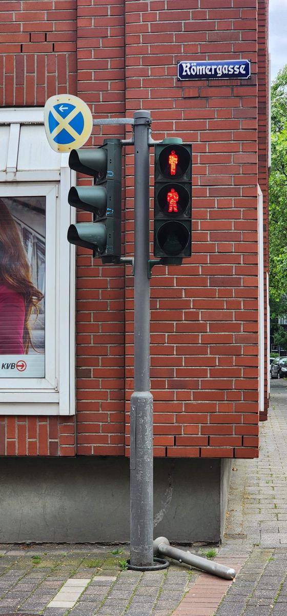 potret hal unik di Cologne (reddit.com/user/SinancoTheBest)