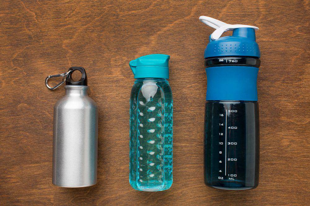 ilustrasi 3 botol (freepik.com/freepik)