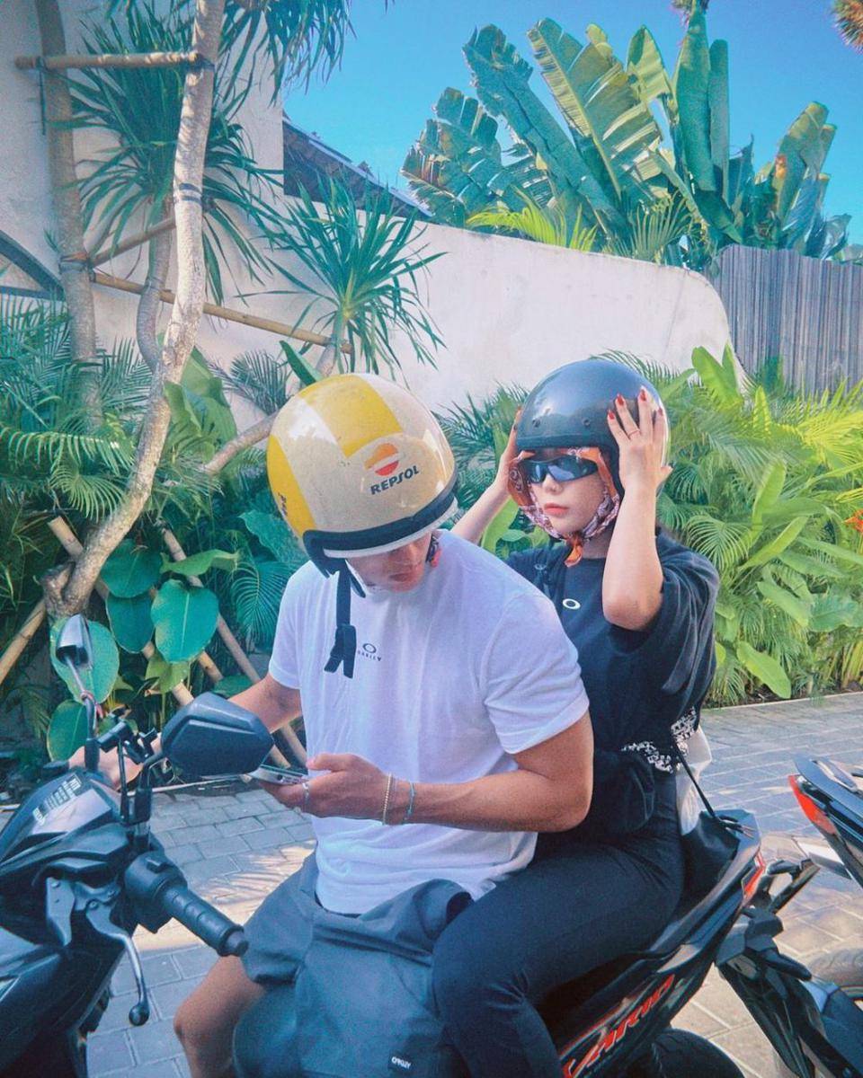 potret Honey J dan suami liburan di Bali (instagram.com/__honey.j__)