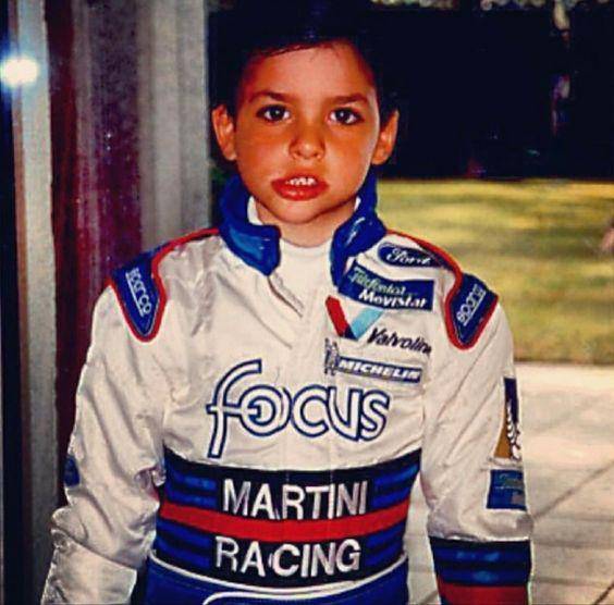 Carlos Sainz Jr. (franchufeuillassier.tumblr.com)
