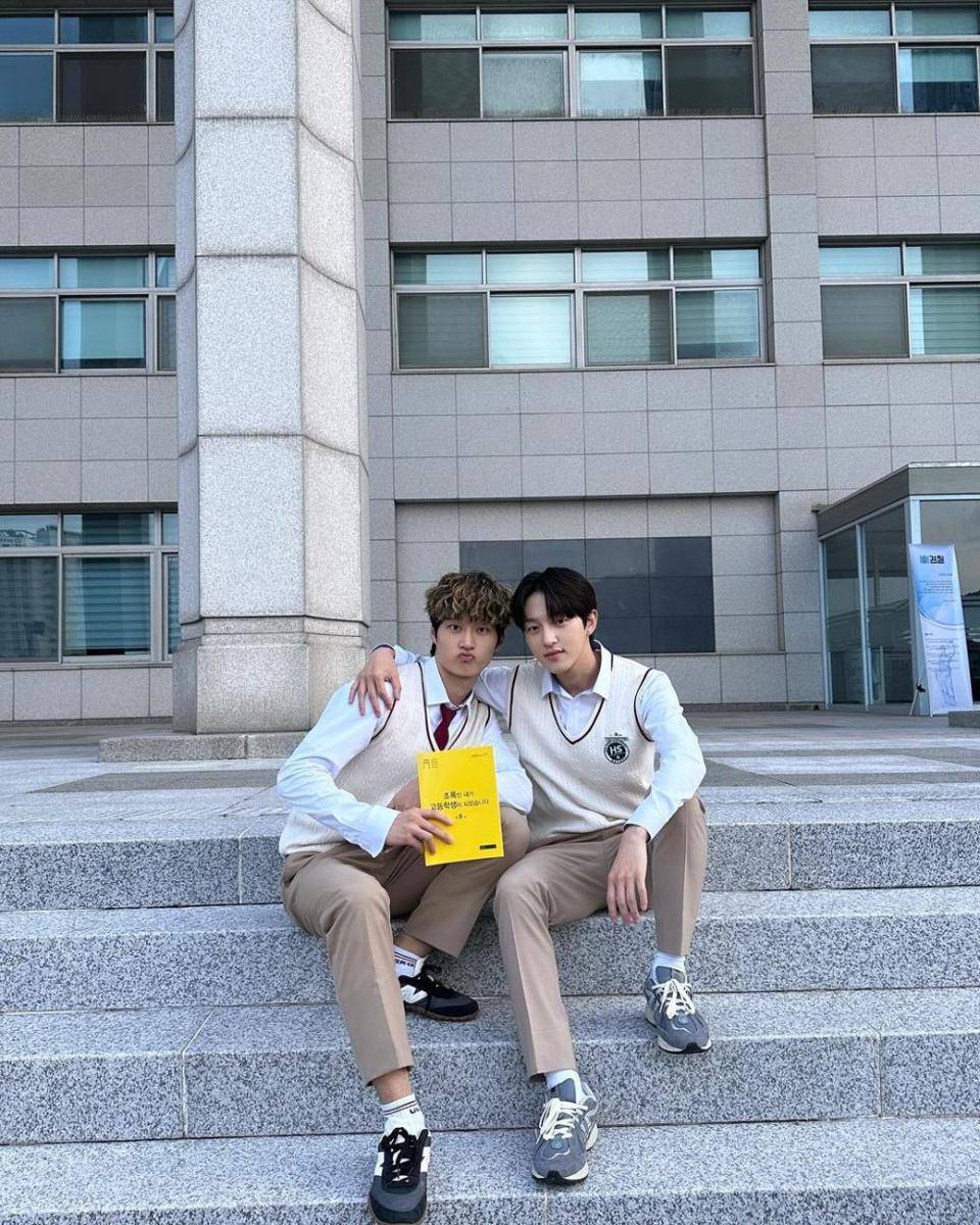 Joo Yoon Chan dan Bong Jaehyun di balik layar High School Return of a Gangster (instagram.com/__bongjaehyun__)