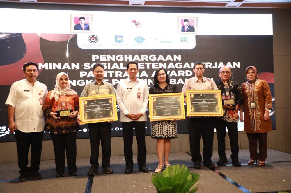 Raih Paritrana Award, PJ Bupati Tangerang Komitmen Lindungi Pekerja