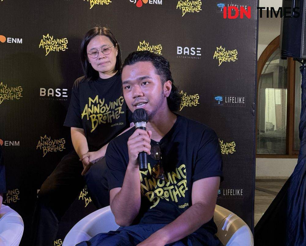 cast dan tim produksi film remake My Annoying Brother pada Jumat (21/6/2024) (IDN Times/Elizabeth Chiquita)
