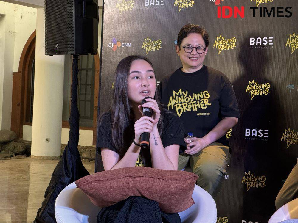 cast dan tim produksi film remake My Annoying Brother pada Jumat (21/6/2024) (IDN Times/Elizabeth Chiquita)