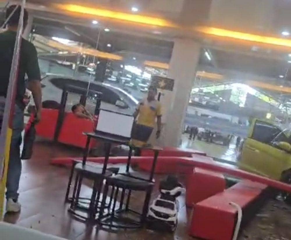 Kecelakaan dalam showroom di Palembang (Dok: istimewa)