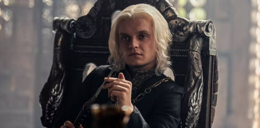 Raja Aegon II menggantikan tahta Rhaenyra Targaryen. (dok. HBO/House of the Dragon)