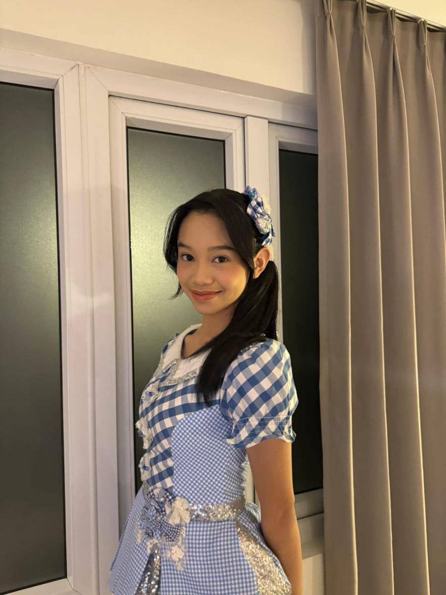 Gendis JKT48 (x.com/gendis_jkt48)