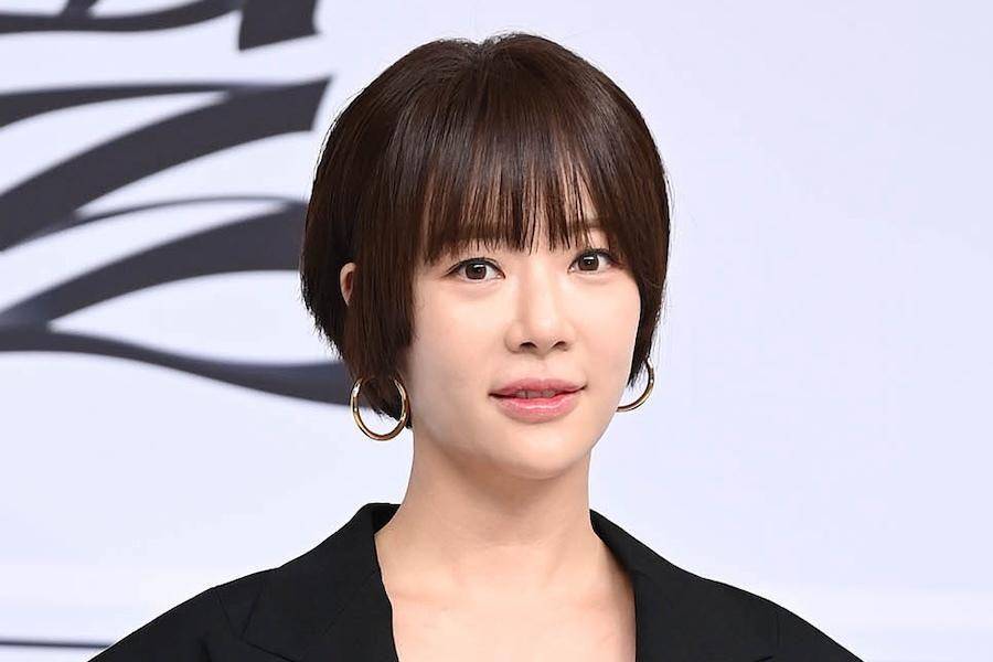 Hwang Jung Eum (soompi.com)