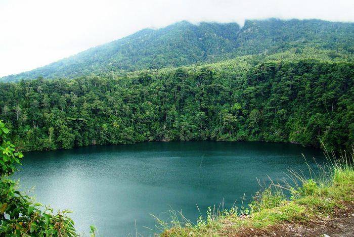 Danau Tolire Besar (kapita.malutprov.go.id)