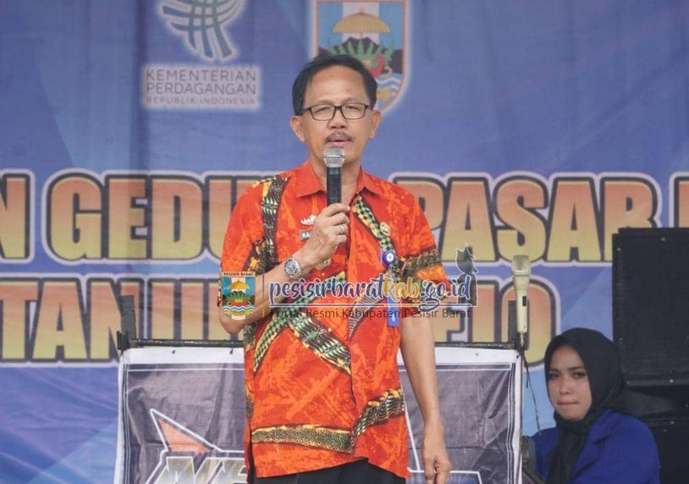 Bupati Pesisir Barat (Pesibar), Agus Istiqlal. (Dok. Pemkab Pesibar).
