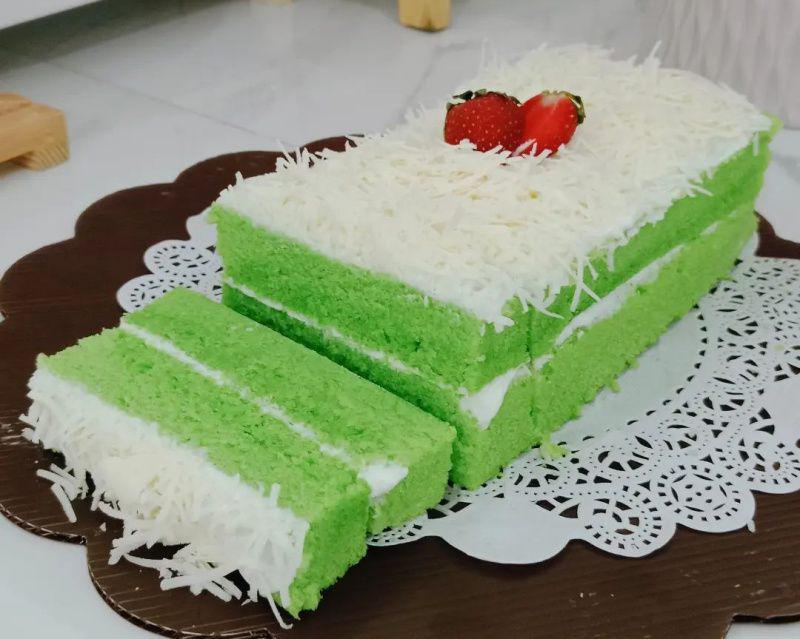 Resep Bolu Pandan Keju Tanpa Oven, Cuma Butuh 3 Telur!