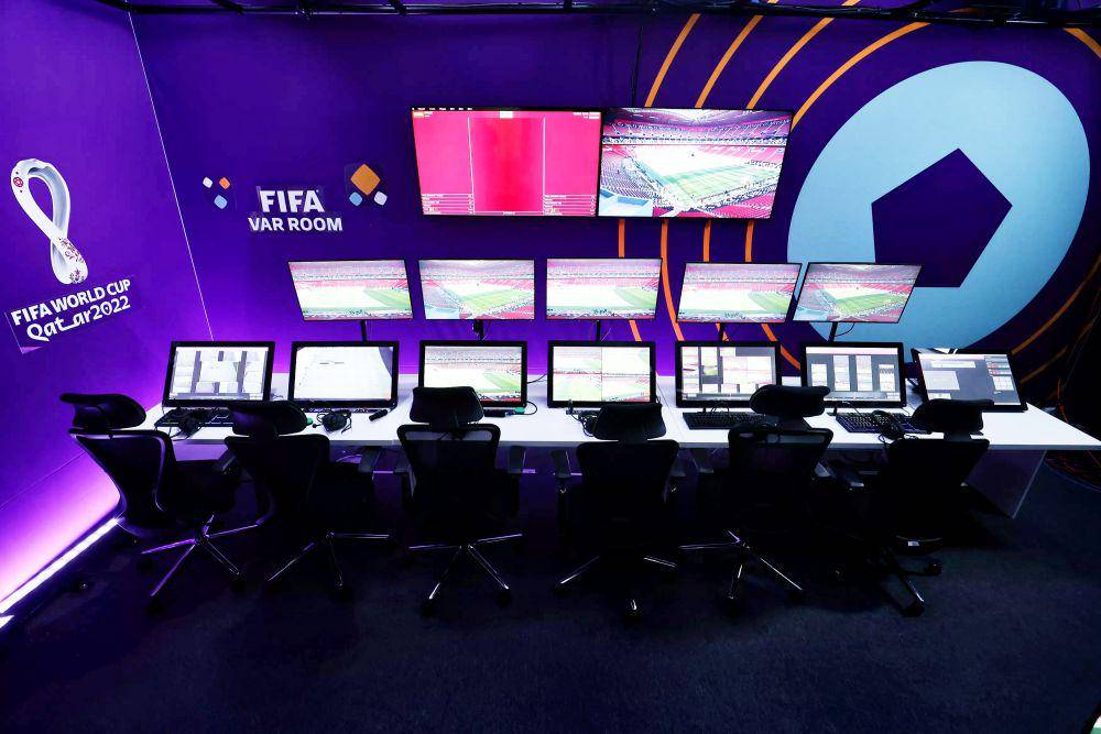 Ruangan VAR (inside.fifa.com)
