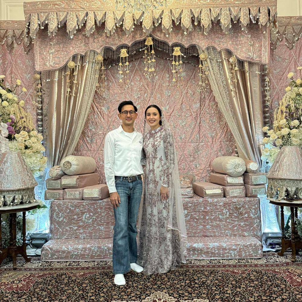 gaya Beby Tsabina di Pengajian Pranikah, Siraman, dan Malam Bohgaca (instagram.com/mulanisanjay)