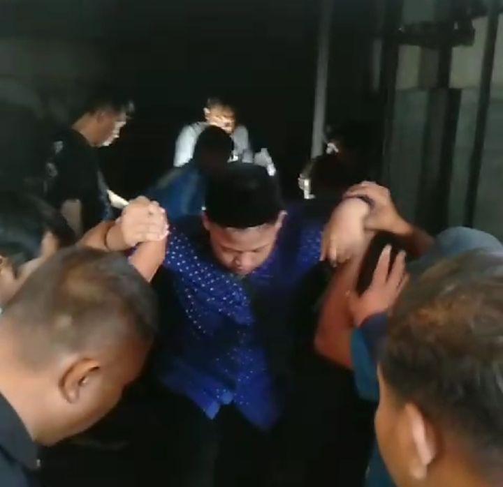 Puluhan Santri 20 Menit Terjebak di Lift Empire Palace Surabaya