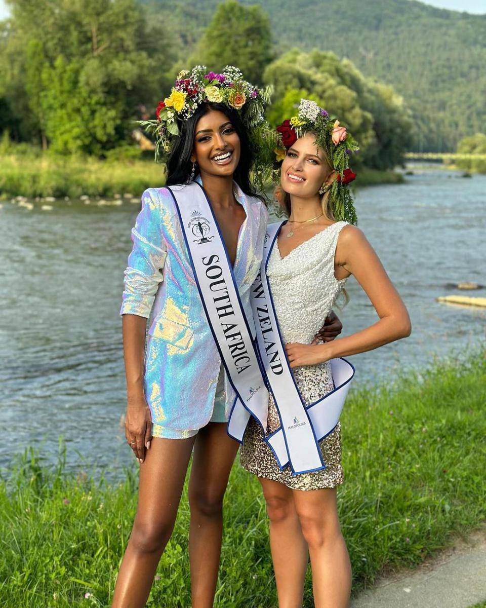 Potret Finalis Miss Supranational 2024 di Summer Solstice Party (Instagram.com/ bryoni.govender)