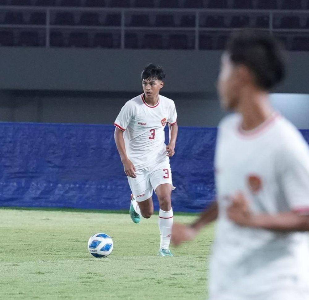 potret Diego Sinathrya berseragam Timnas Indonesia (instagram.com/darius_sinathrya)