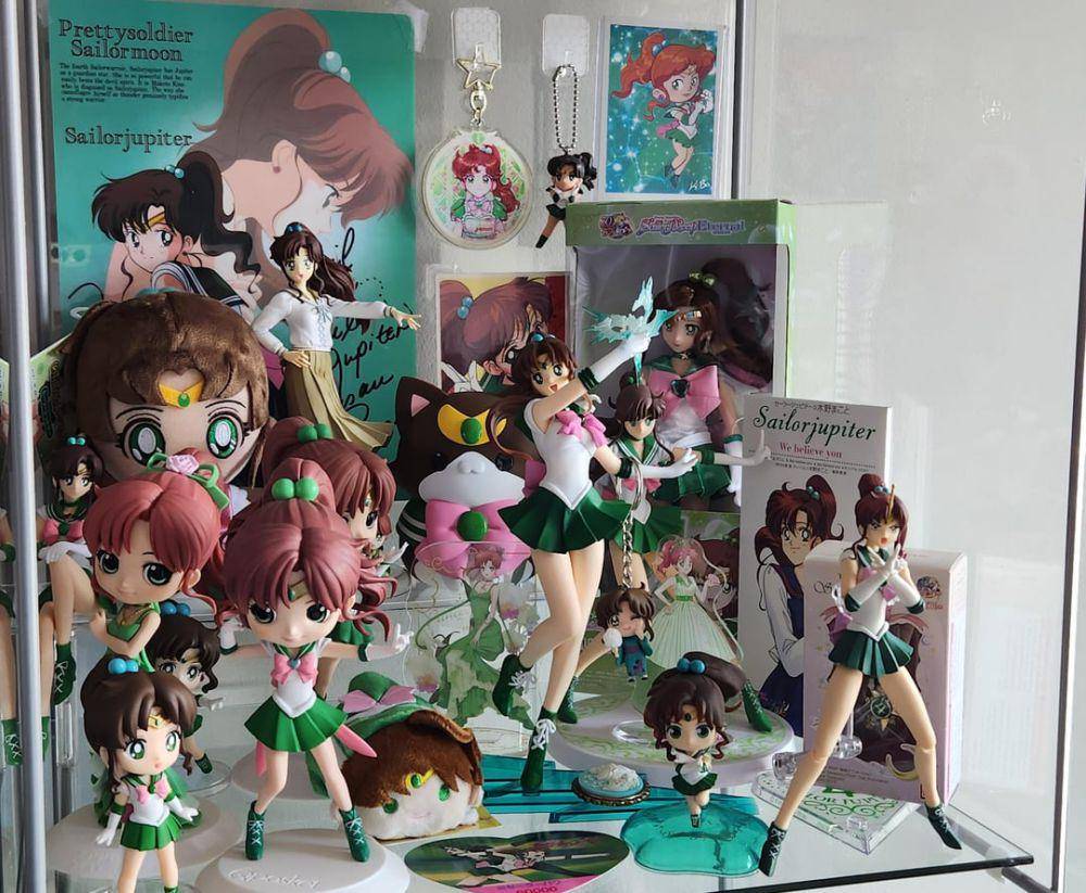 potret koleksi Sailor Moon (reddit.com/user/littlekurousagi)