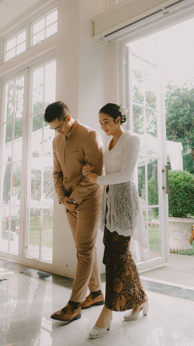 pernikahan adik Vidi Aldiano (Instagram.com/sheiladaisha)