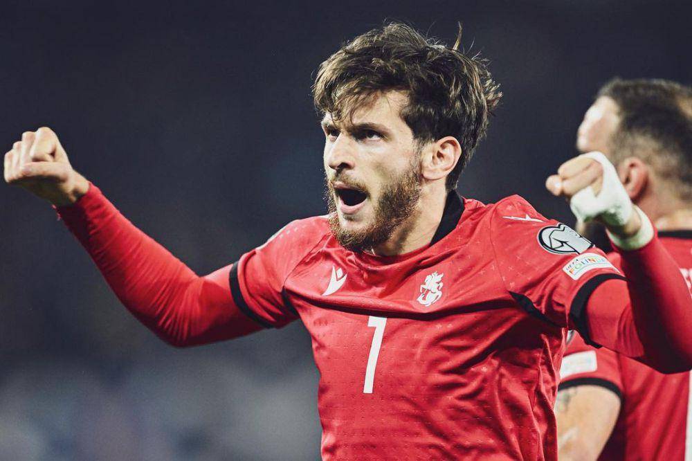Khvicha Kvaratskhelia saat berseragam timnas Georgia (instagram.com/kvara7)